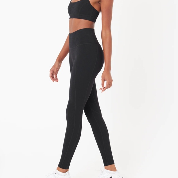 Gigi C Active Set - Picture 3 of 7